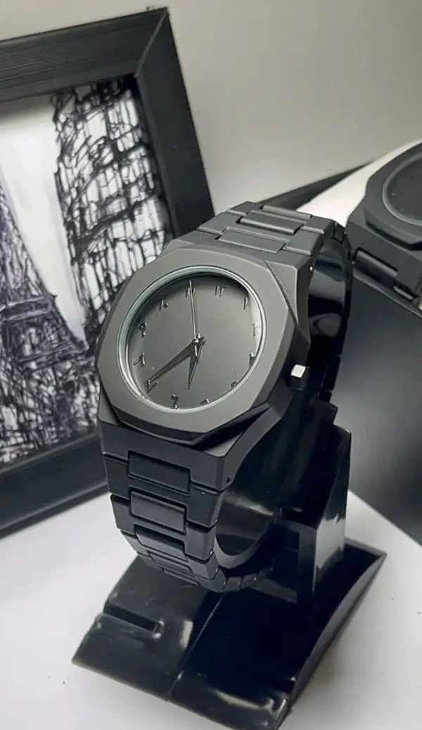 Full Black Aura Quartz Watch –Premium Quality